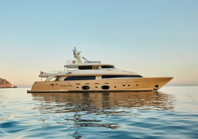 Navetta 33